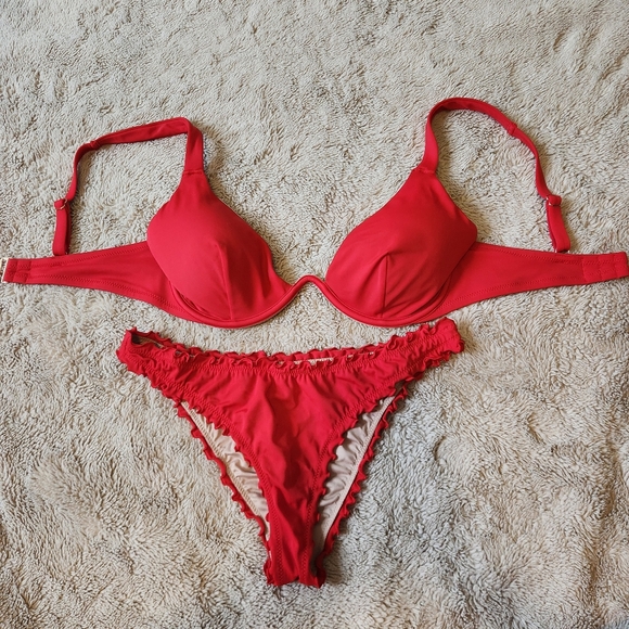 Red Women's Bikini Set - 34DD/M - Picture 3 of 4